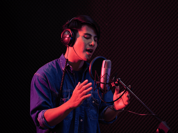 Top XLR Mic or Cardioid Microphone for Singing in 2025
