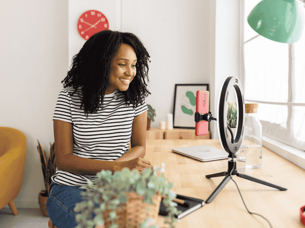 Maono Wave T5 Wireless Microphone Setup Guide: Pairing, Features & Pro Tips
