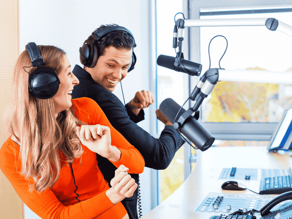 How to Find Podcast Guests & Sound Pro with the Right Mic