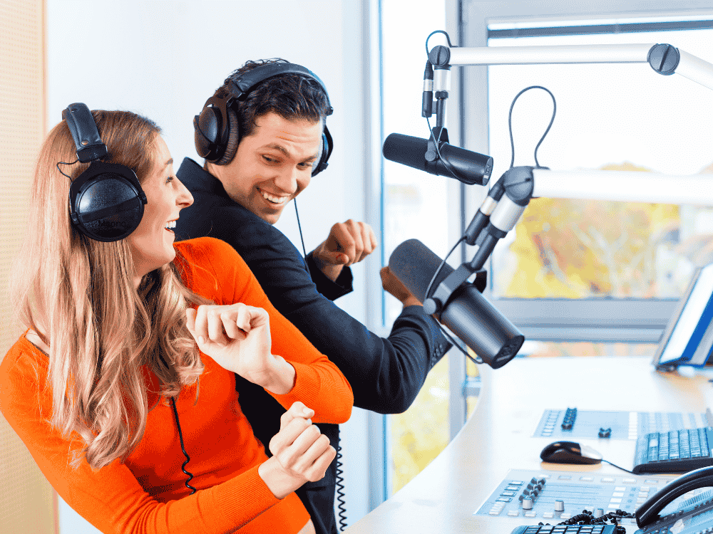 How to Find Podcast Guests & Sound Pro with the Right Podcast Microphone