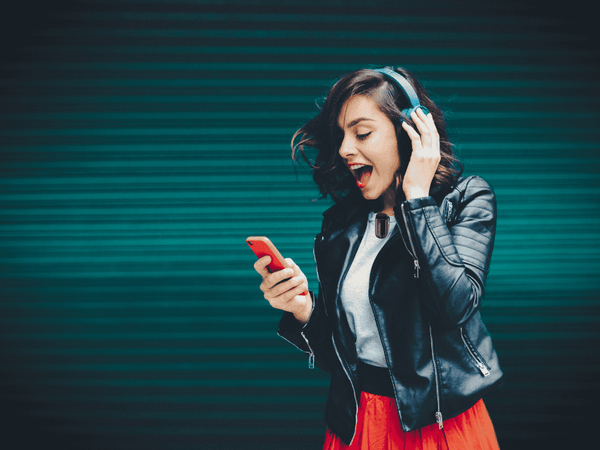 Why Gen-Z Creators Rely on Lavalier Mics for Pro Content