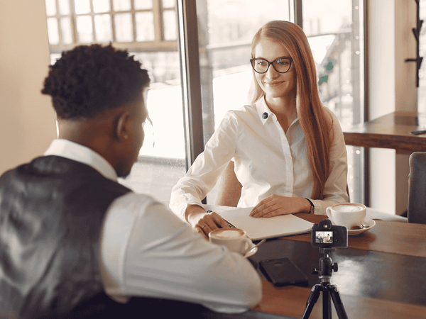 Best Wireless Mics & Tips for Smartphone Video Interviews