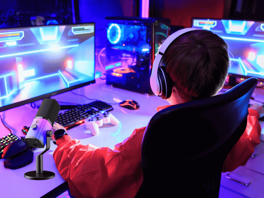 Level Up Your Game: Vlogging Tips, Gear & Gaming Microphone