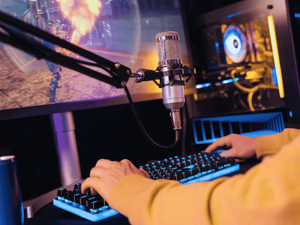 Boost Sound & Play: Best USB Dynamic Microphones for Streaming
