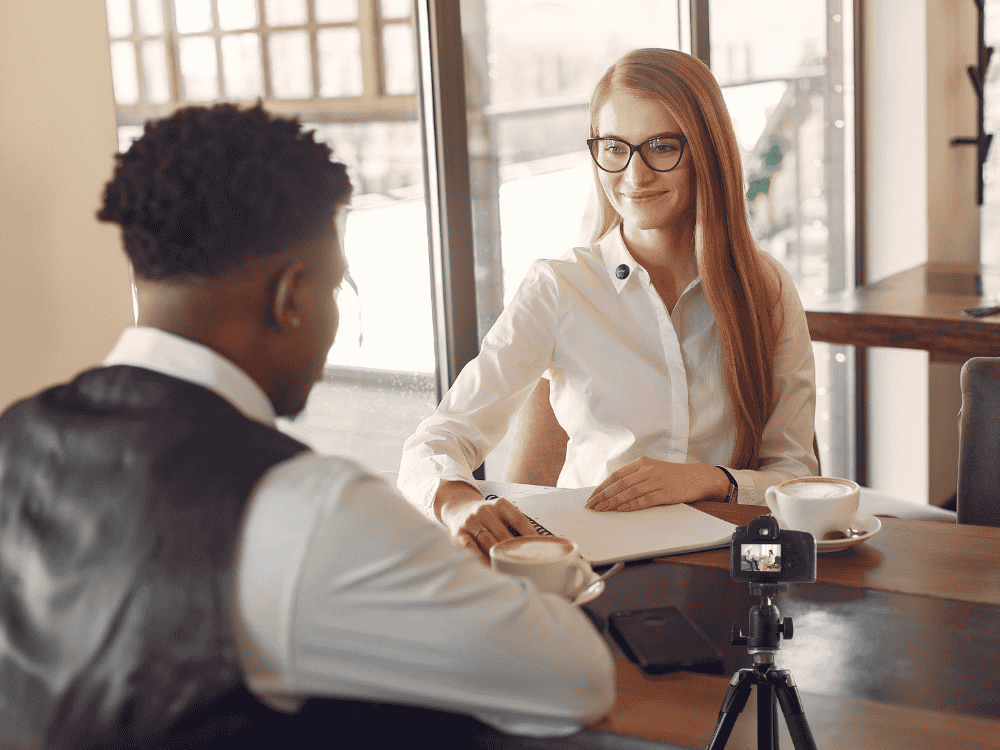 Best Wireless Microphone & Tips for Smartphone Video Interviews
