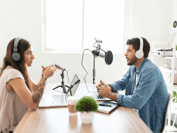Top 7 XLR Condenser Microphones for 2024: Neumann, Maono & More