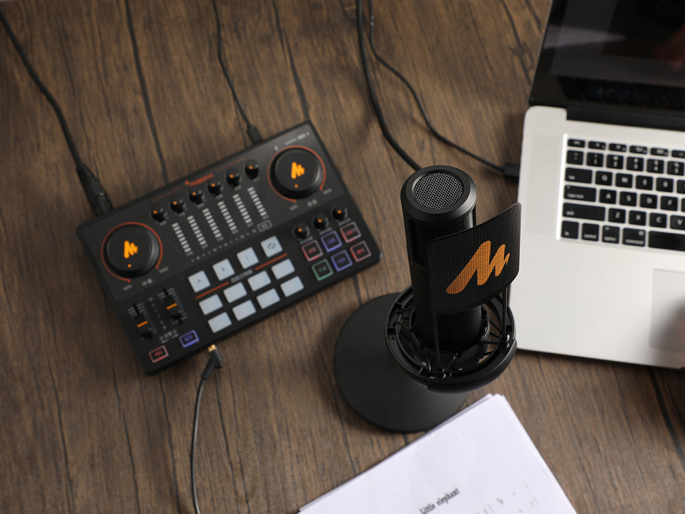 How to Choosing the Right Podcast Production Studio for Yourself