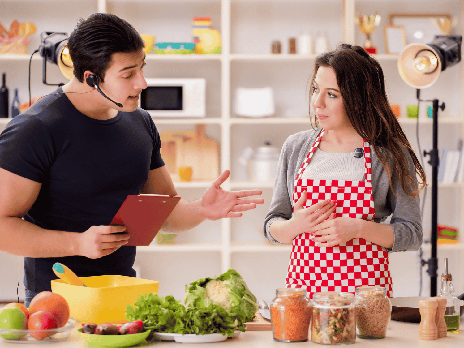 a cooking show where the female chef used wireless microphone for recording vlog